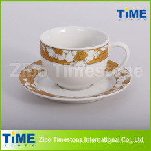 Conjunto de café e chá clássico de porcelana